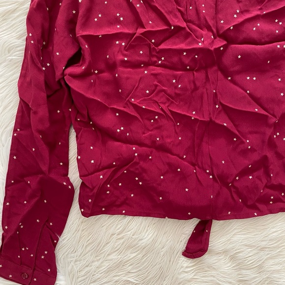 Rails Maroon Star Print Button Up Tie Front Sloane Shirt - Picture 9 of 11